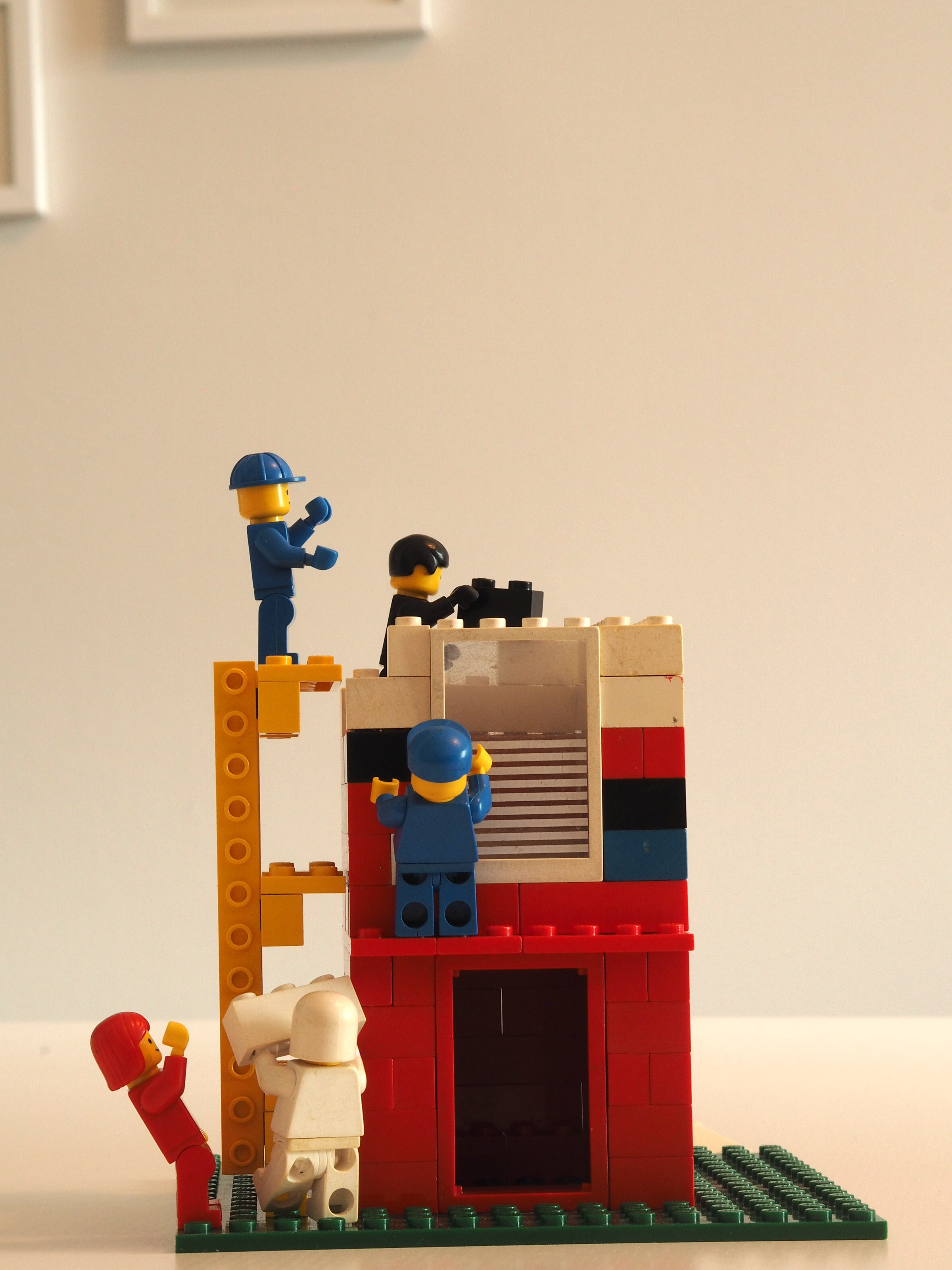 OLYMPUS DIGITAL CAMERA